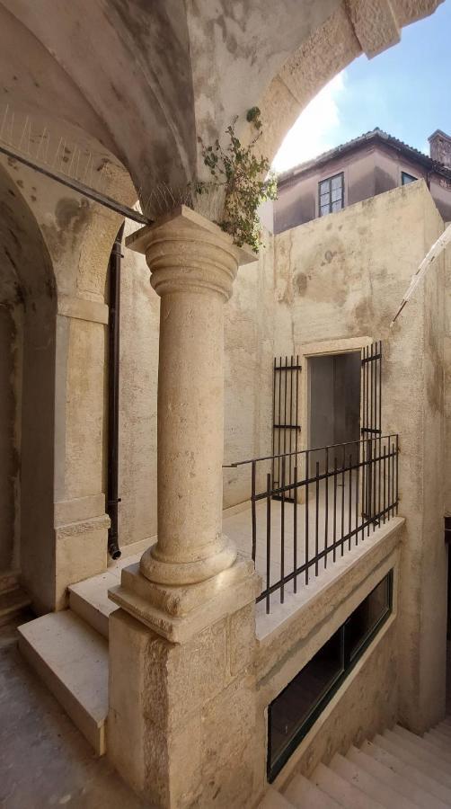 Central Palace Apartment Šibenik Exteriér fotografie