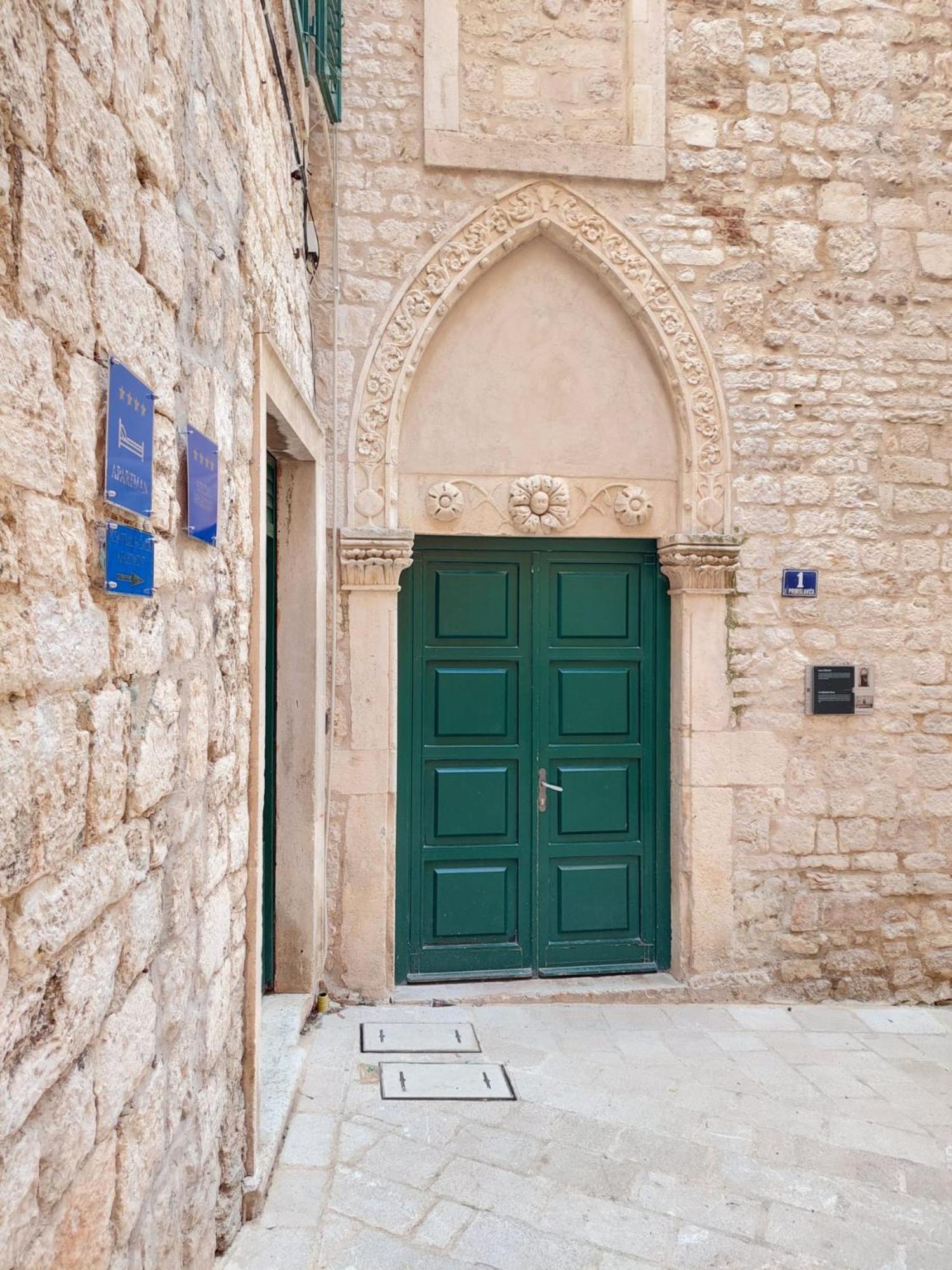 Central Palace Apartment Šibenik Exteriér fotografie